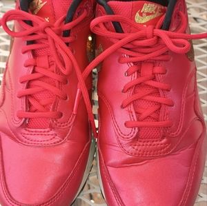 Nike Air Max Red Sneakers
